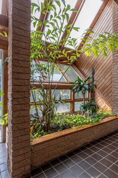 More Photos Of 850 W Morgan St, Raleigh Loft Creative Space For Sale