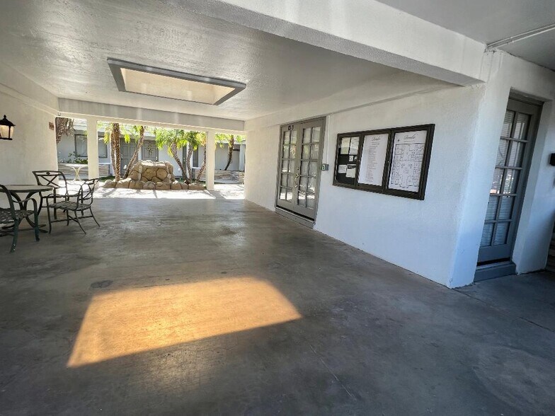 More Photos Of 14819 N Cave Creek Rd, Phoenix Office For Lease