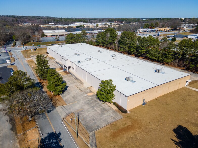 More Photos Of 1056 Personal Pl, Morrow Distribution For Lease