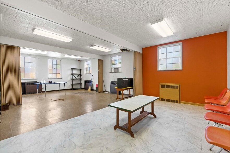 More Photos Of 500 Thompson Ave, Clairton Religious Facility For Sale
