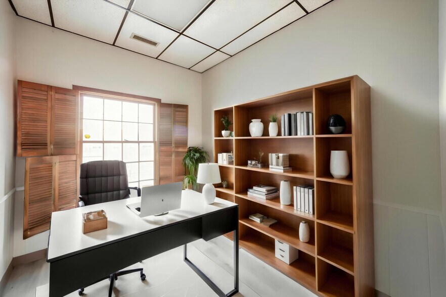 More Photos Of 1368 N Washington Ave, Brownsville Office For Lease