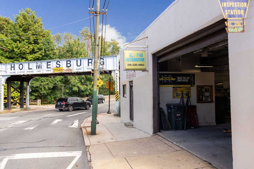 More Photos Of 8257 Frankford Ave, Philadelphia Auto Repair For Sale