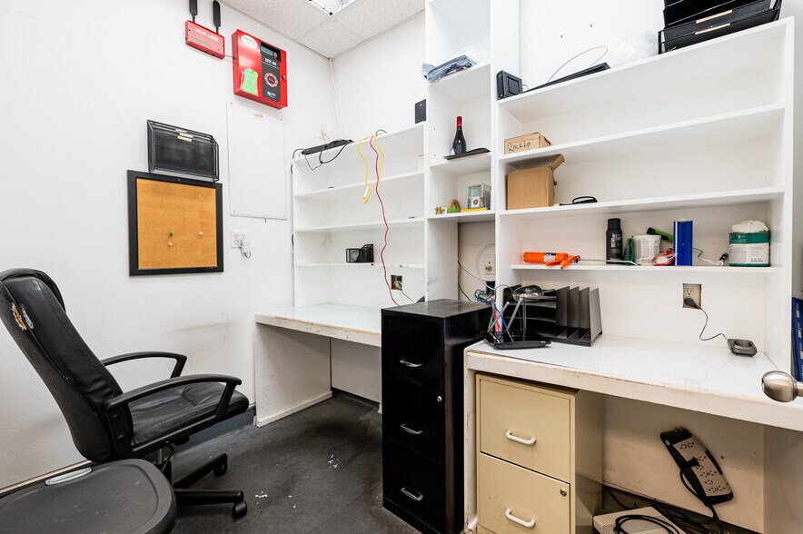 More Photos Of 2020 Belle Chasse Hwy, Terrytown Restaurant For Sale