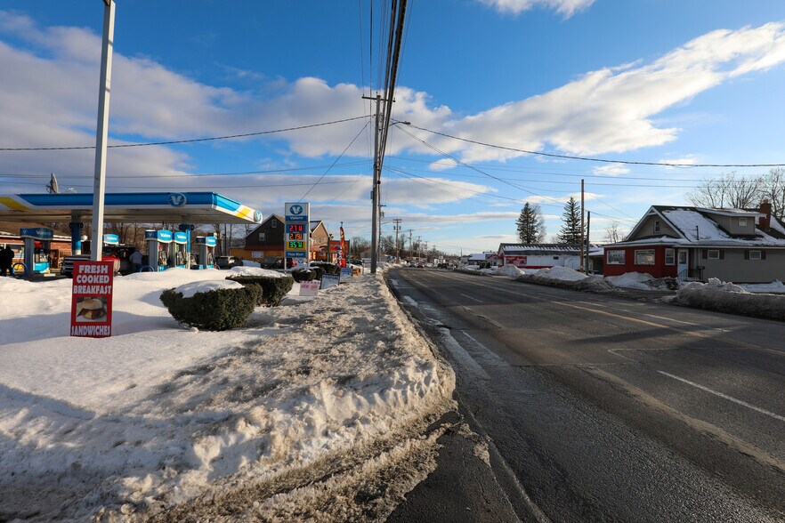 More Photos Of 790 Ulster Ave, Kingston Freestanding For Lease