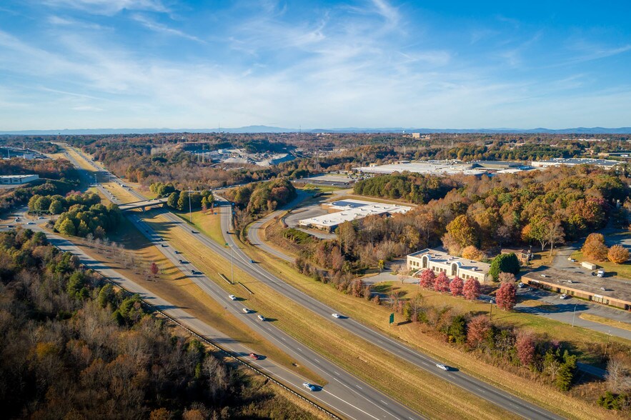 More Photos Of 1270 25th Street Pl SE, Hickory Medical For Lease