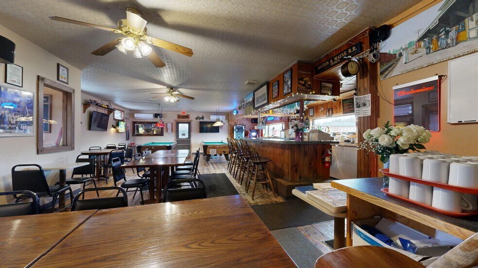 More Photos Of 695 Lisbon St, Lisbon Restaurant For Sale