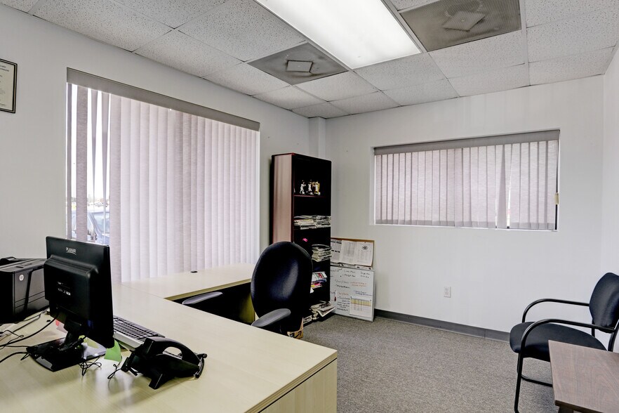 More Photos Of 193 Schmidt Rd, Sealy Freestanding For Sale