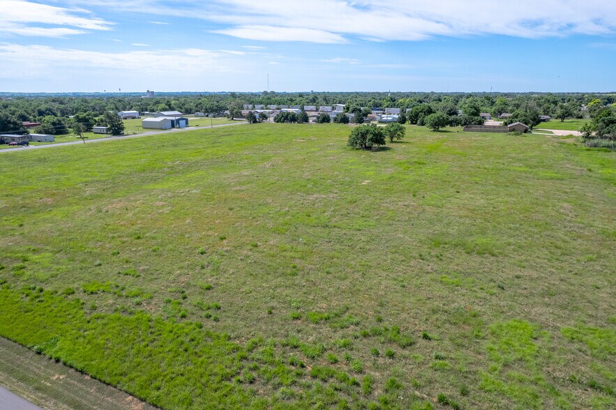 More Photos Of Jackson Ave and 22nd St, Woodward Land For Sale