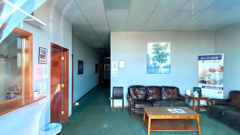 More Photos Of 2789 E State St, Salem Unknown For Lease