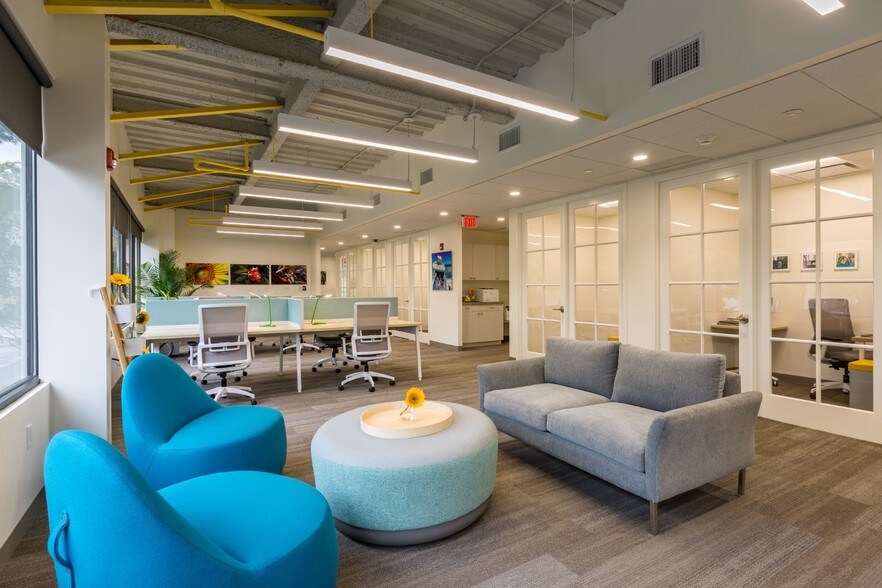 More Photos Of 320 Boston Post Rd, Darien Office For Lease