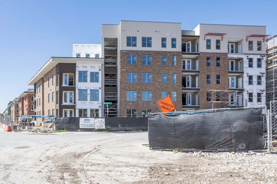 More Photos Of 1911 Philomena St, Austin Apartments For Lease