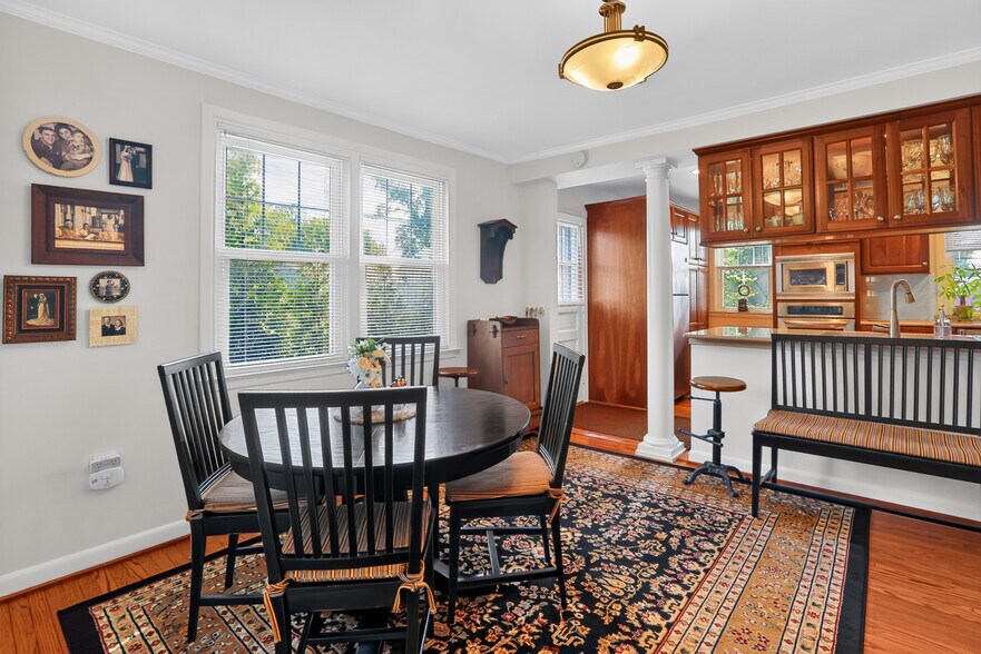 More Photos Of 3554-3556 Woodcrest Ave, Newtown Square Apartments For Sale