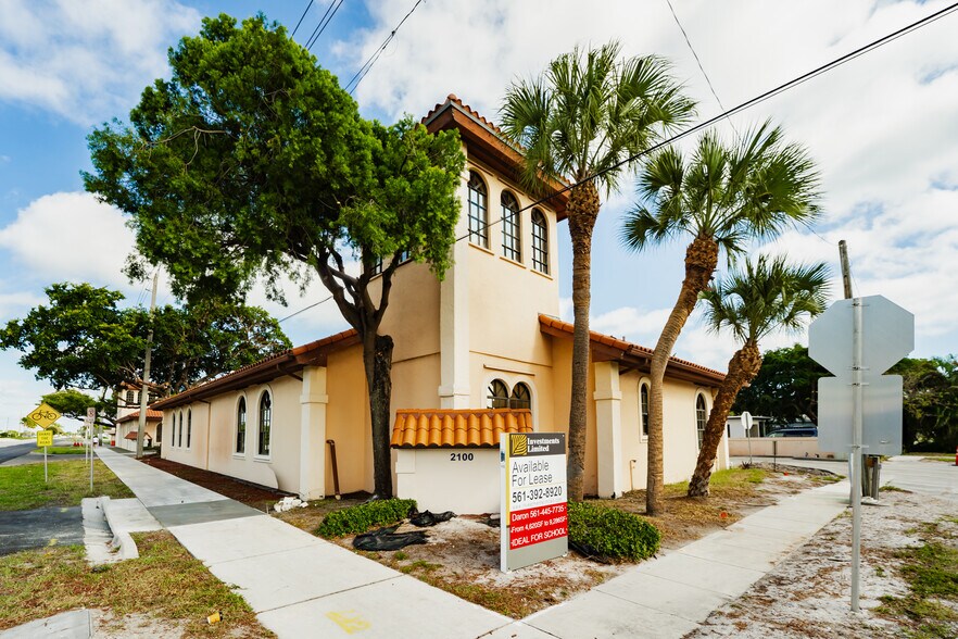 More Photos Of 2120 N Dixie Hwy, Boca Raton Unknown For Lease
