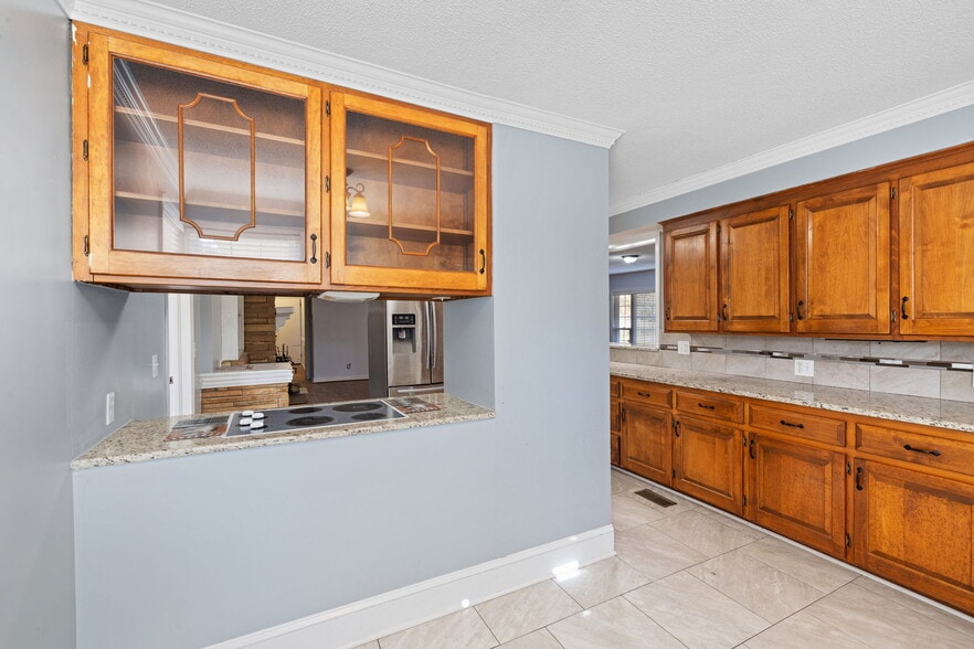 More Photos Of 2721 Wendell Blvd, Wendell Medical For Lease