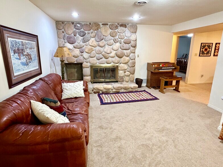More Photos Of 17020 S US 40, Heber City Specialty For Sale