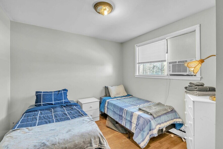 More Photos Of 123-127 Upper Airbase Ln, Briceville Apartments For Sale
