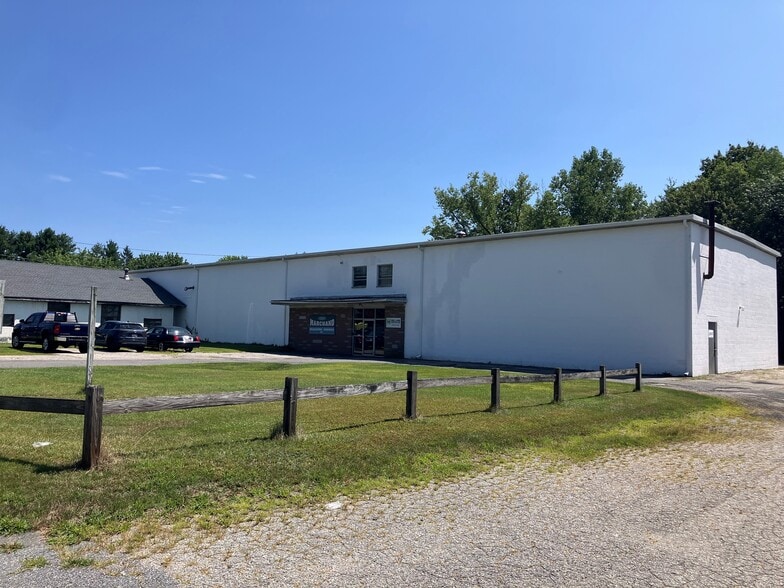 Primary Photo Of 435 Wrentham Rd, Bellingham Manufacturing For Lease