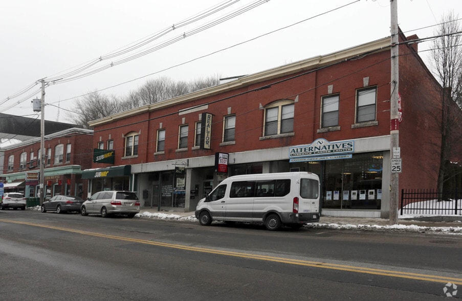 More Photos Of 5 S Main St, Uxbridge Office For Lease