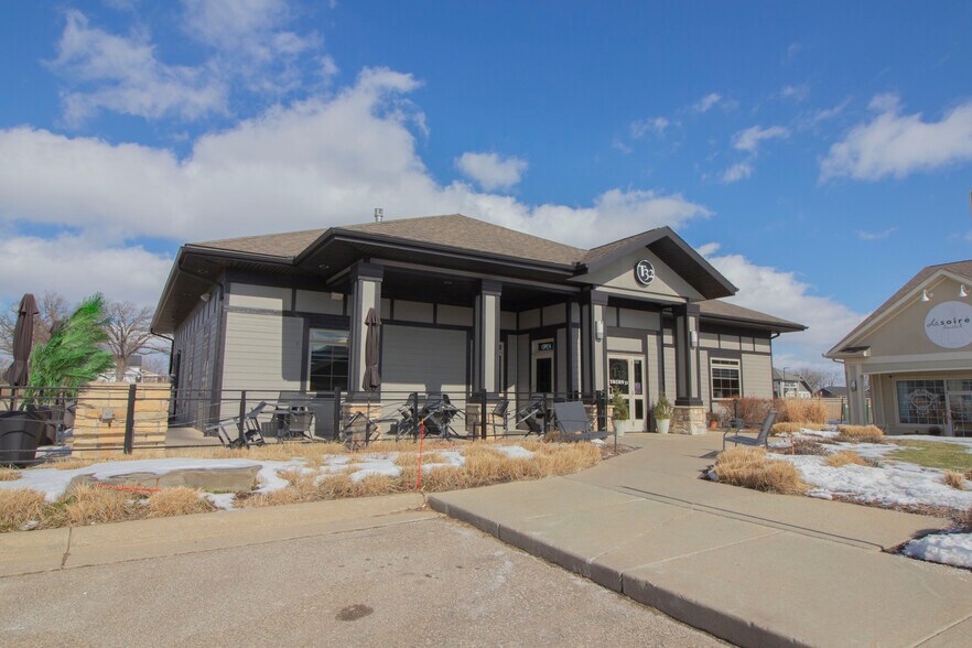 More Photos Of 8880 N 32nd St, Richland General Retail For Sale