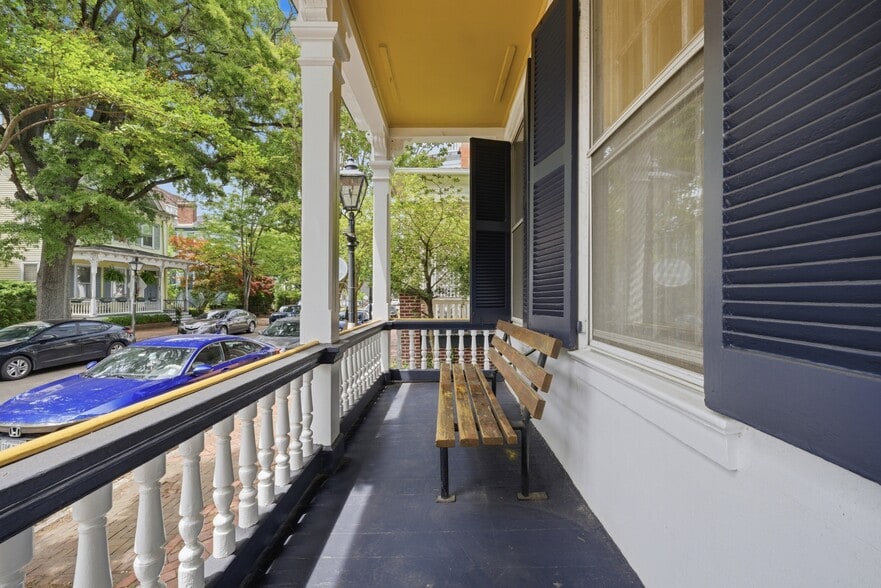 More Photos Of 367 Middle St, Portsmouth Apartments For Sale