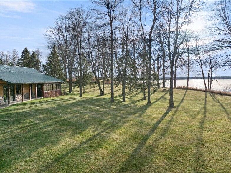 More Photos Of 21998 Lasalle Ave NW, Puposky Specialty For Sale
