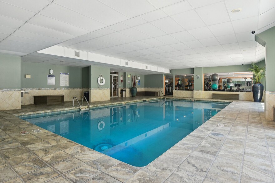 More Photos Of 2 Adams St, Denver Apartments For Sale