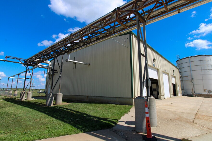 More Photos Of 6059 159th St, Galva Food Processing For Sale