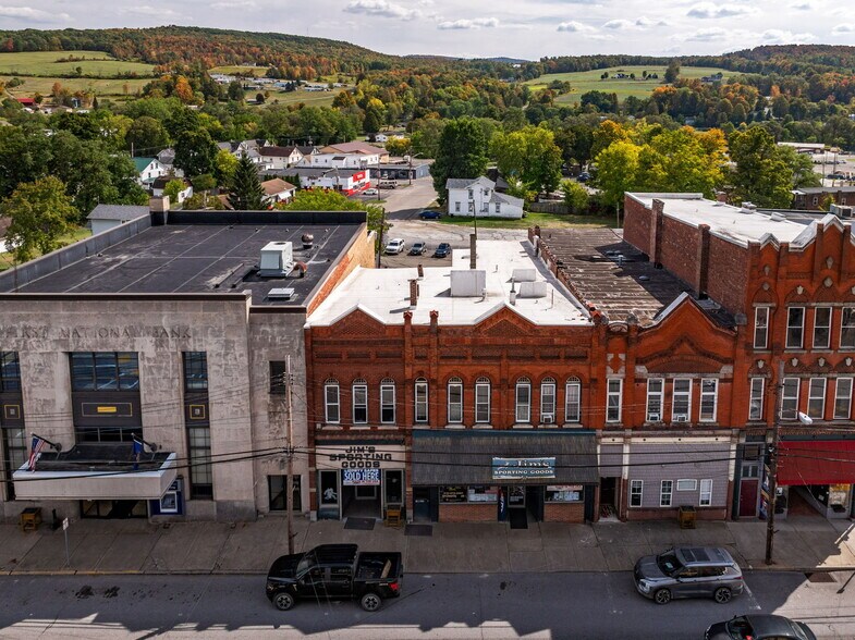 More Photos Of 23 W Main St, Canton Flex For Sale