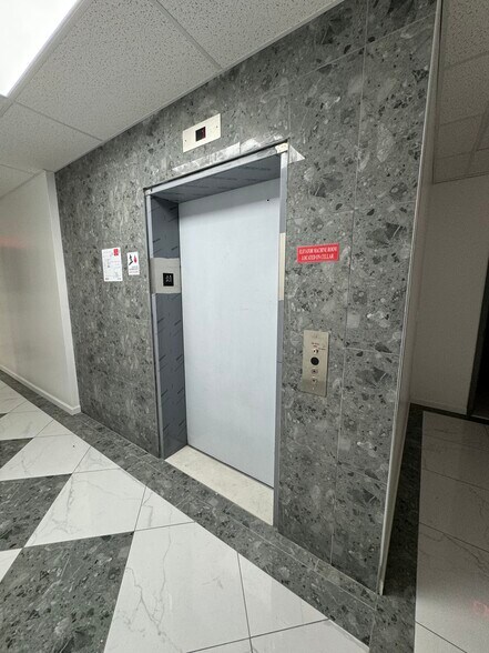 More Photos Of 60-11 60th St, Flushing Specialty For Lease