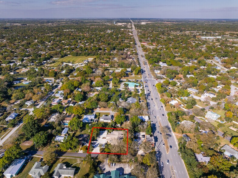 More Photos Of 1965 25th Ave, Vero Beach Office For Sale