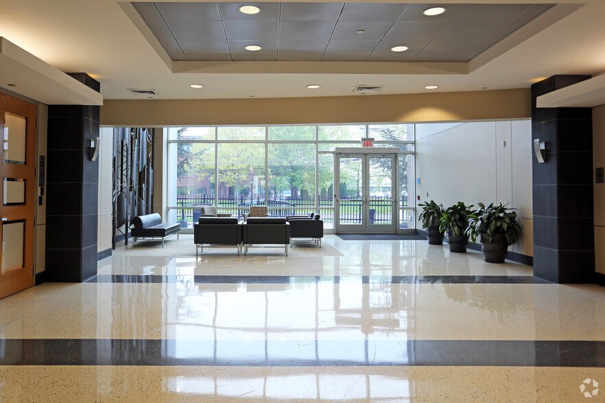 More Photos Of 350 Fellowship Rd, Mount Laurel Unknown For Lease