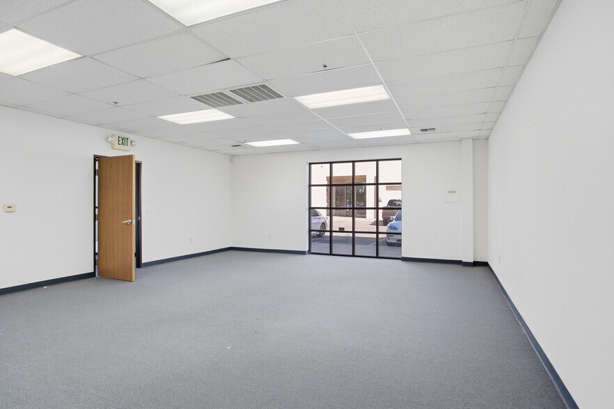 More Photos Of 5256 Pirrone Ct, Salida Warehouse For Lease