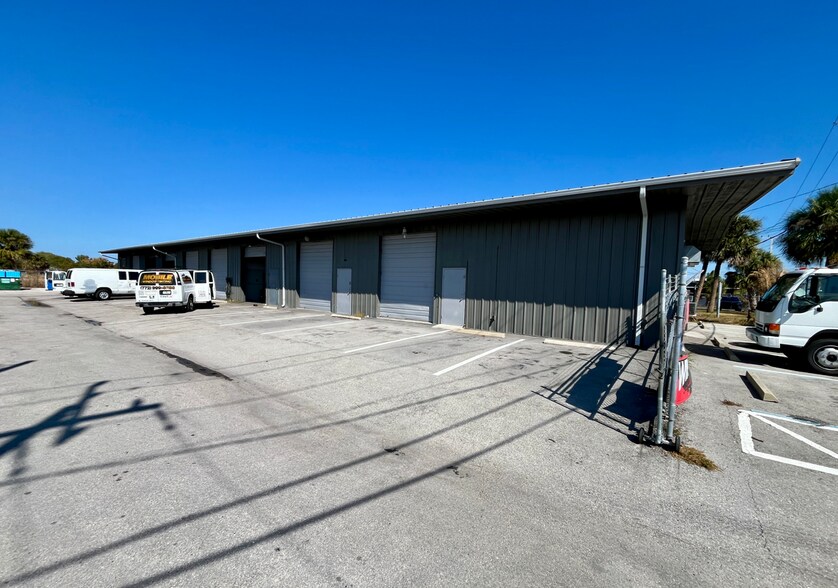 More Photos Of 408-412 Farmers Market Rd, Fort Pierce Warehouse For Sale