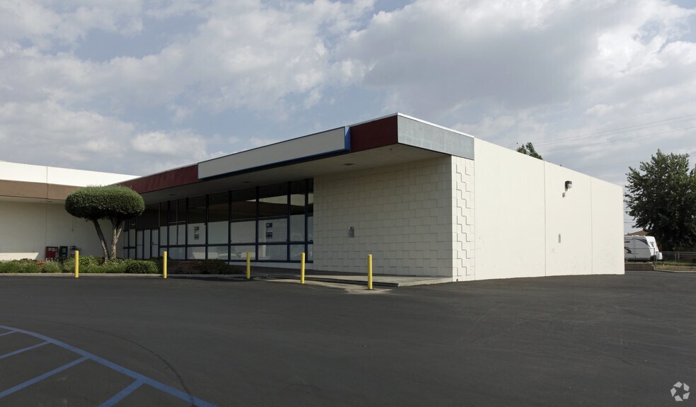 More Photos Of 34601 Yucaipa Blvd, Yucaipa Unknown For Lease