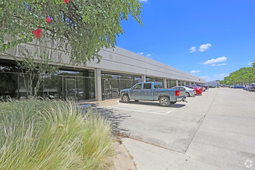 More Photos Of 2301-2337 Gravel Dr, Fort Worth Unknown For Lease