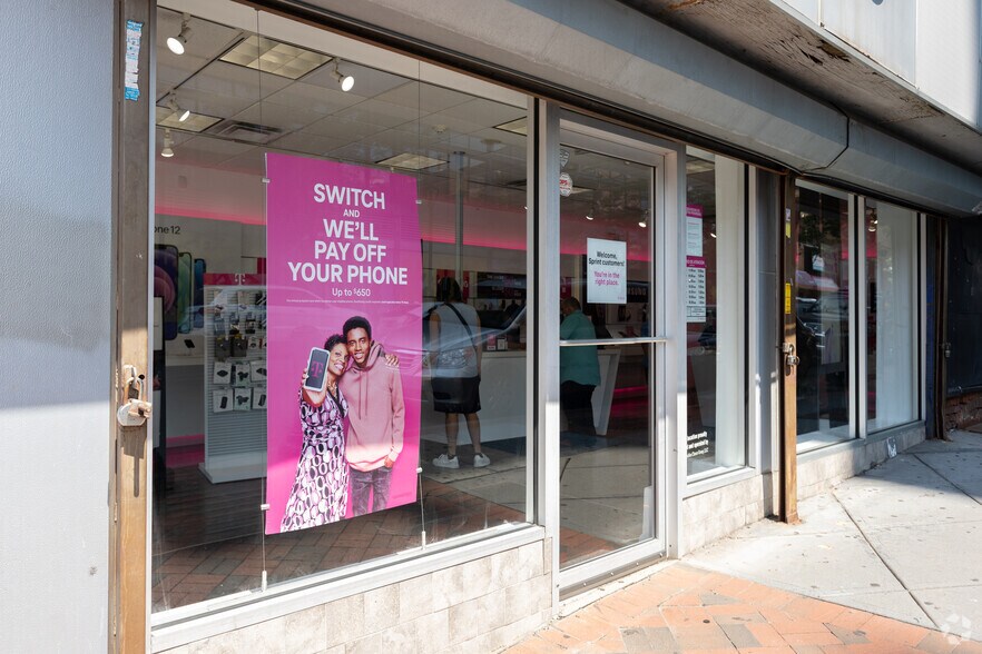 More Photos Of 201-205 Broad St, Elizabeth Storefront Retail Office For Lease