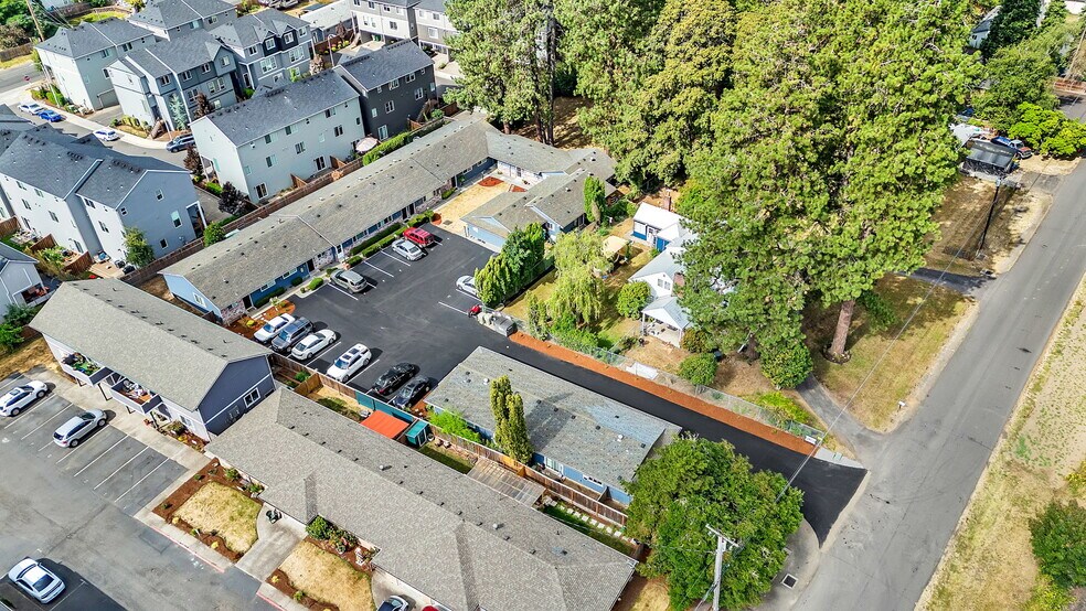 More Photos Of 18140 SW Shaw St, Aloha Apartments For Sale
