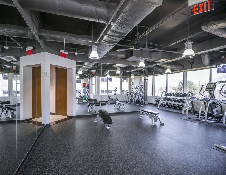 More Photos Of 13131 Dairy Ashford Rd, Sugar Land Office For Lease