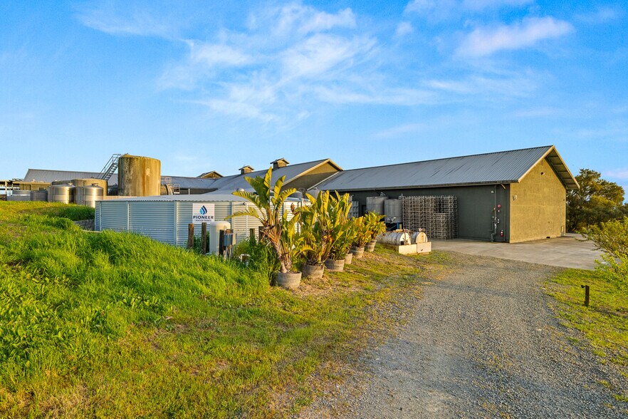 More Photos Of 2750 Las Amigas Rd, Napa Winery Vineyard For Sale
