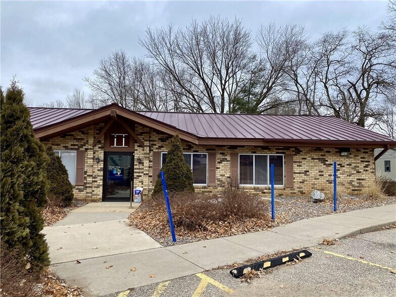 More Photos Of 232 Springer Ave, Elmwood Medical For Sale