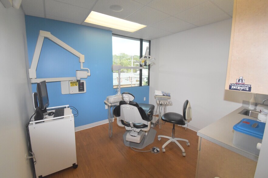 More Photos Of 234-240 Copeland St, Quincy Medical For Lease