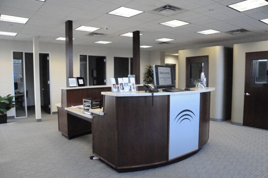 More Photos Of 26620 I-45, Spring Medical For Lease