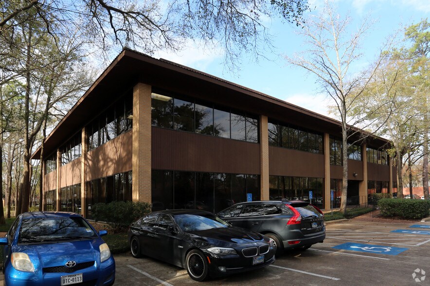 More Photos Of 13910 Champion Forest Dr, Houston Office For Lease