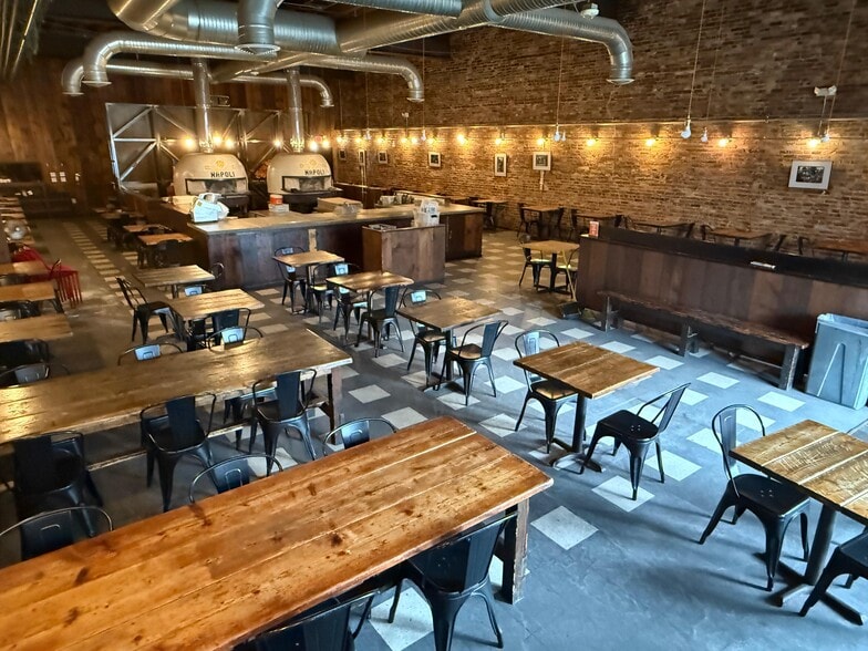 More Photos Of 3535 Chestnut Ave, Baltimore Restaurant For Lease