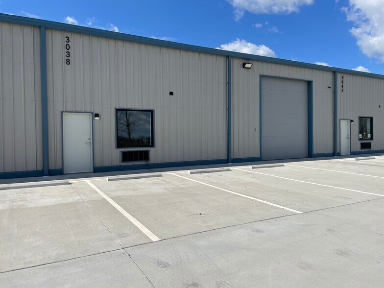 Primary Photo Of 3038 Elizabeth St, Nicholasville Light Distribution For Lease