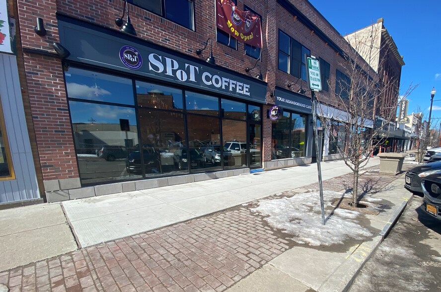 More Photos Of 54-60 Webster St, North Tonawanda Restaurant For Sale