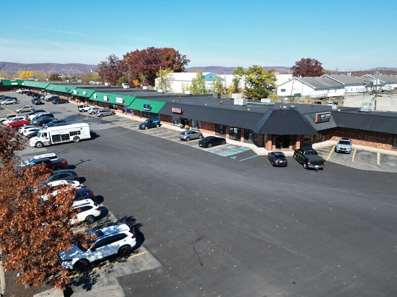 More Photos Of 1092 Highway 315 Blvd, Plains Township Storefront For Lease