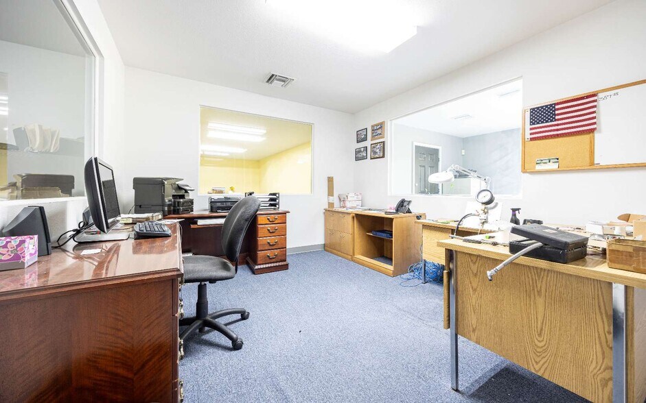 More Photos Of 16936 County Road 252, Mc Alpin Warehouse For Sale
