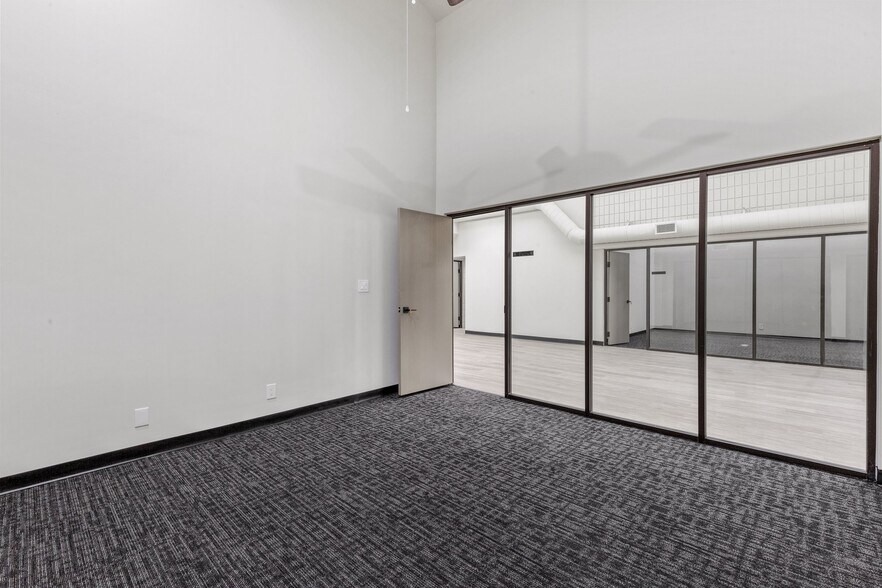 More Photos Of 1515 S Boulder Ave, Tulsa Office For Lease