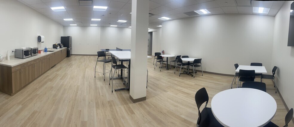 More Photos Of 50 Jericho Quadrangle, Jericho Office For Lease